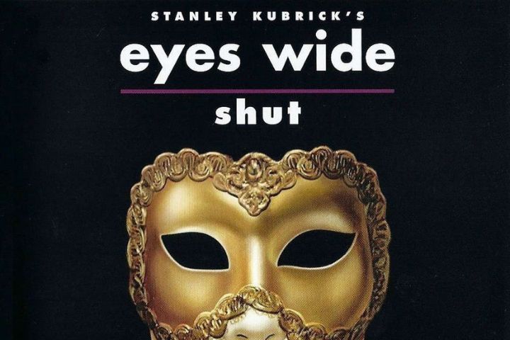 Imagen promocional de la película Eyes Wide Shut (1999)